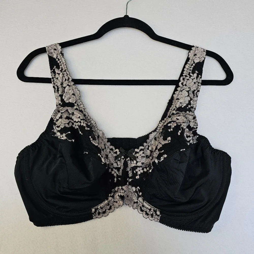 Curve Muse bra NWT